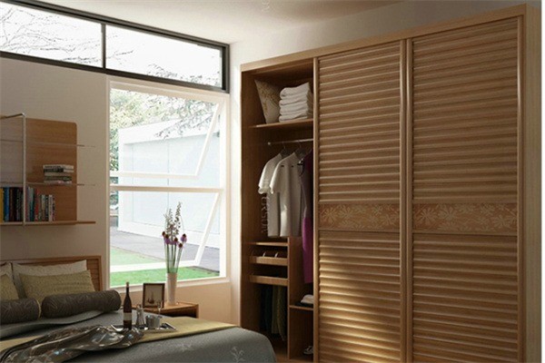 百得胜衣柜移门